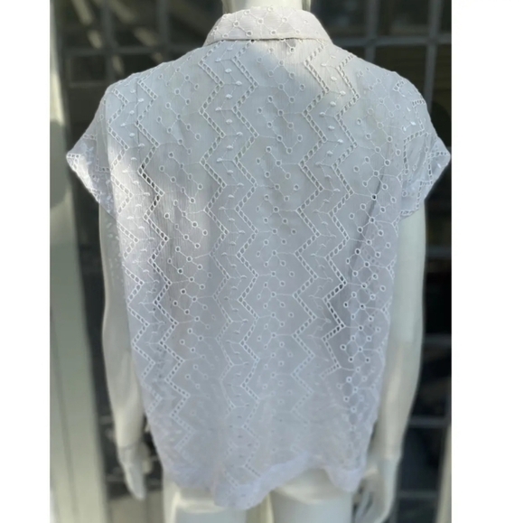 The Kooples Eyelet Embroidery White Button Up Medium - Picture 16 of 16